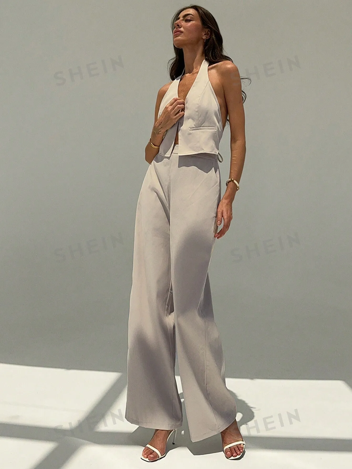 Aloruh Spring/Summer Office Lady V-Neck Sleeveless Top With Open Back & Wide Leg Pants, Slimming And Lengthening Outfit For Streetwear