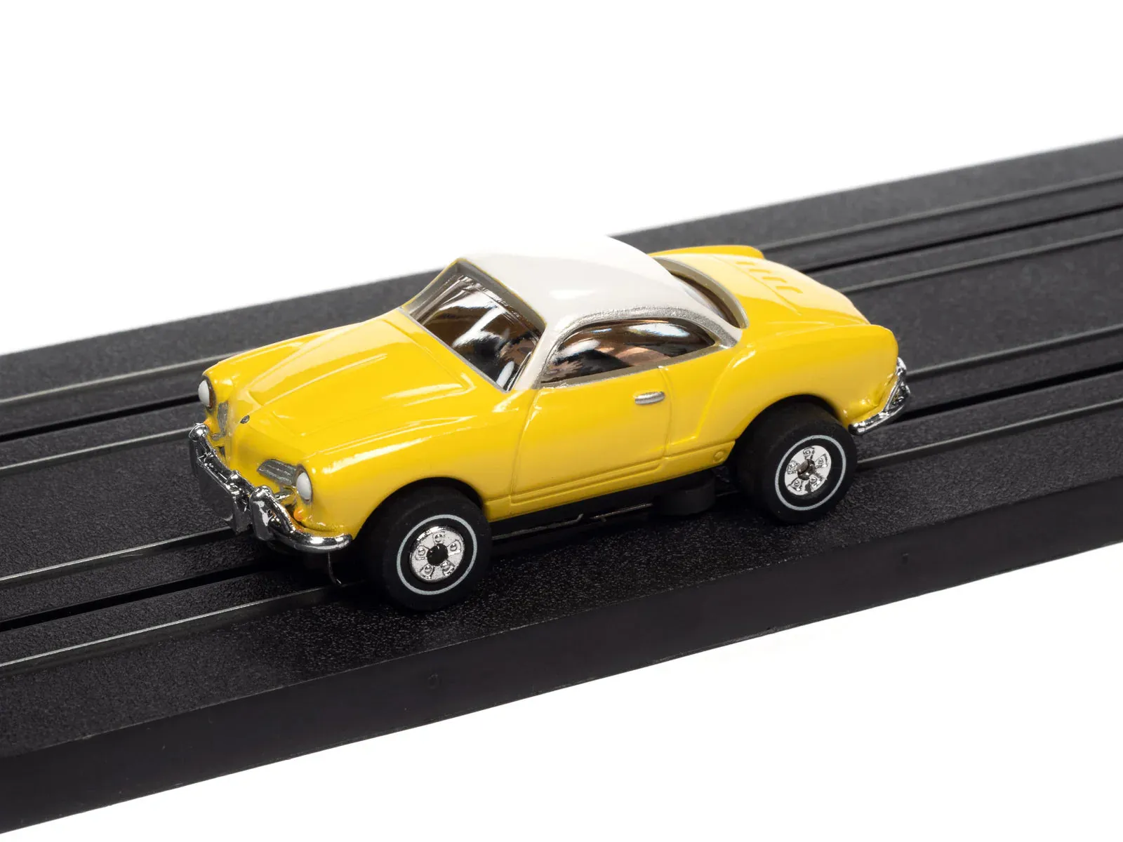 Auto World ThunderJet 1963 Volkswagen Karmann Gia yellow