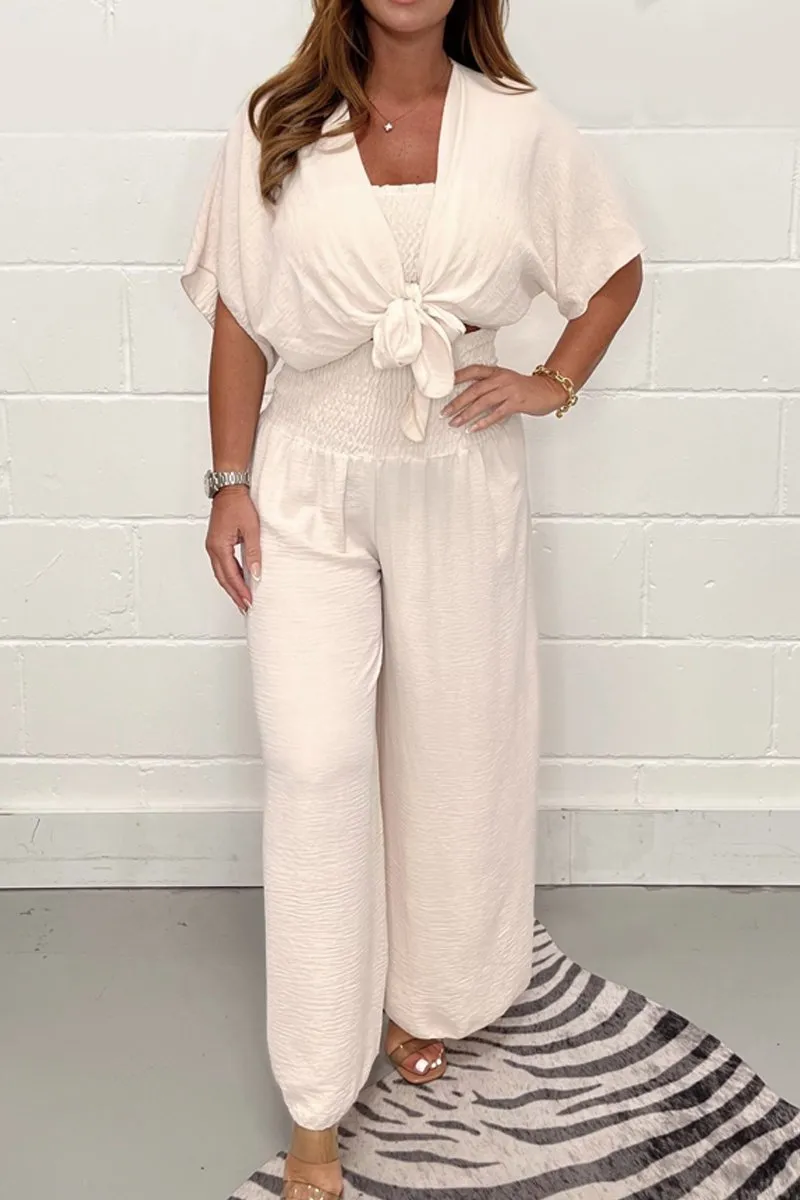 Casual solid color three-piece suit