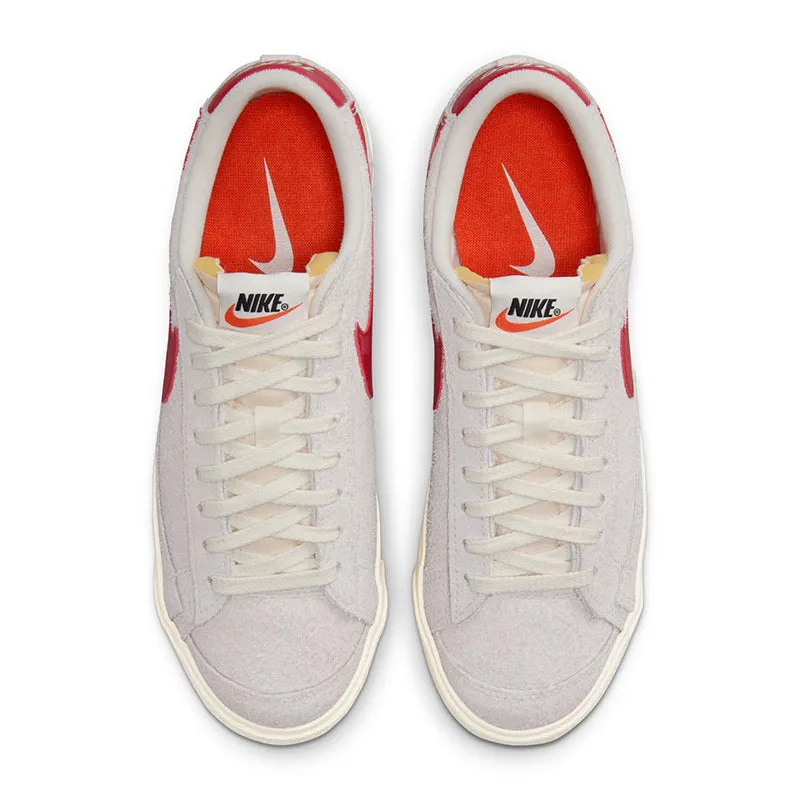 Nike Women's Blazer Low '77 Vintage